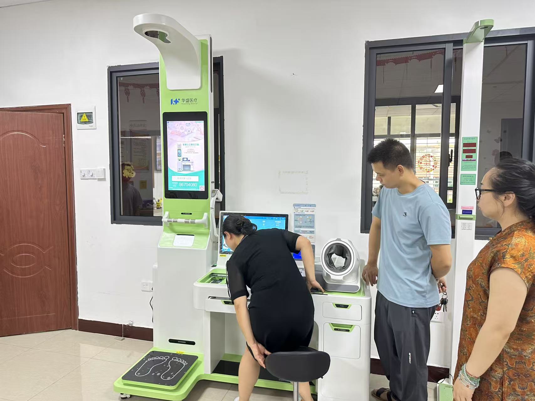 健康管理一体机厂家：赋能健康小屋的智能核心力量