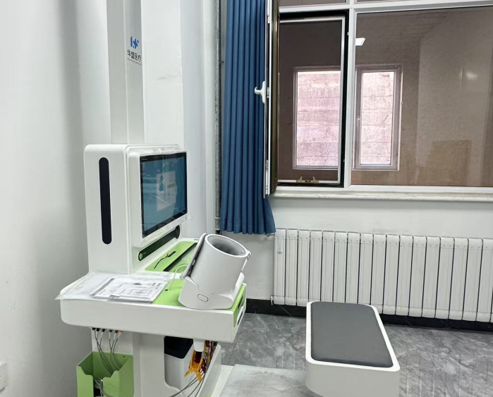 健康一体机：构建智慧健康校园的核心枢纽